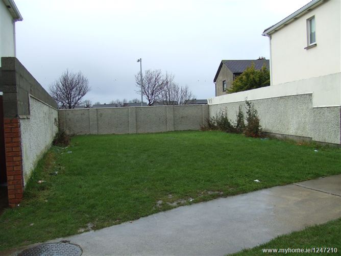 106, Maplewood Avenue, Springfield, Tallaght, Dublin 24 Tom Maher